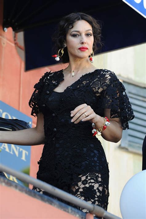 monica bellucci dolce gabbana.